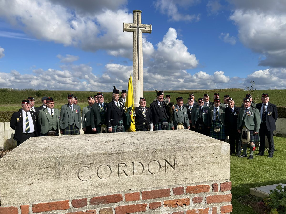 Great afternoon on the Somme with the Gordon Highlanders <a href="/LegerBattleTour/">Leger Battlefield Tours</a>