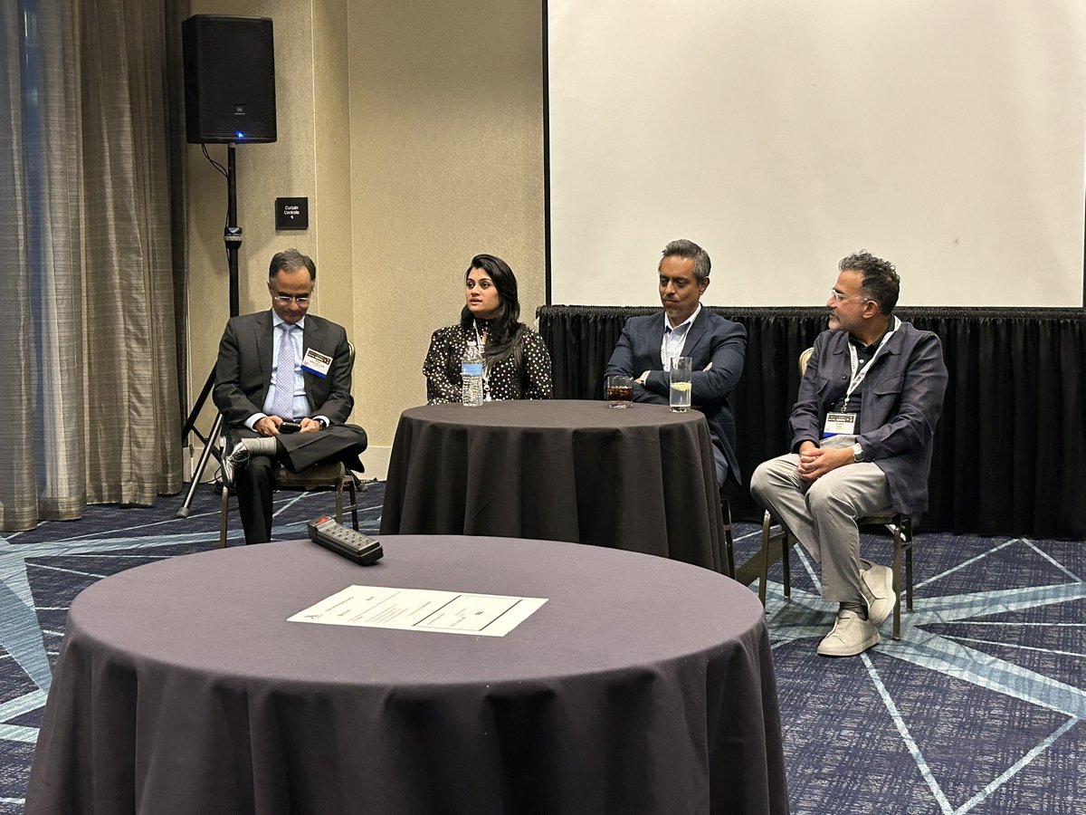 Had a great time at #CNS2024 meeting with friends, colleagues, mentors and learning about innovation/research in neurosurgery.
