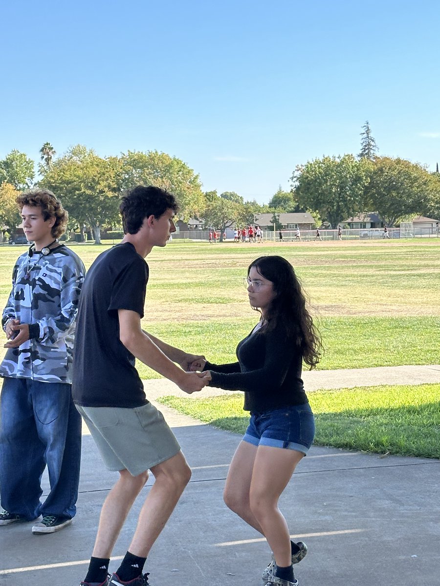 Lincoln High School tweet media