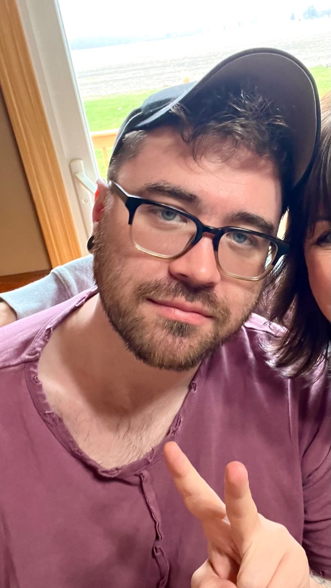 amonns's tweet image. i’m Josh, and I’m a storyboard artist and BG designer. Animation isnt an easy line item for ceos to strike off a budget. its made of craftspeople dedicating their lives to developing skillsets and making art that has the potential to be every bit as valuable as any other medium.