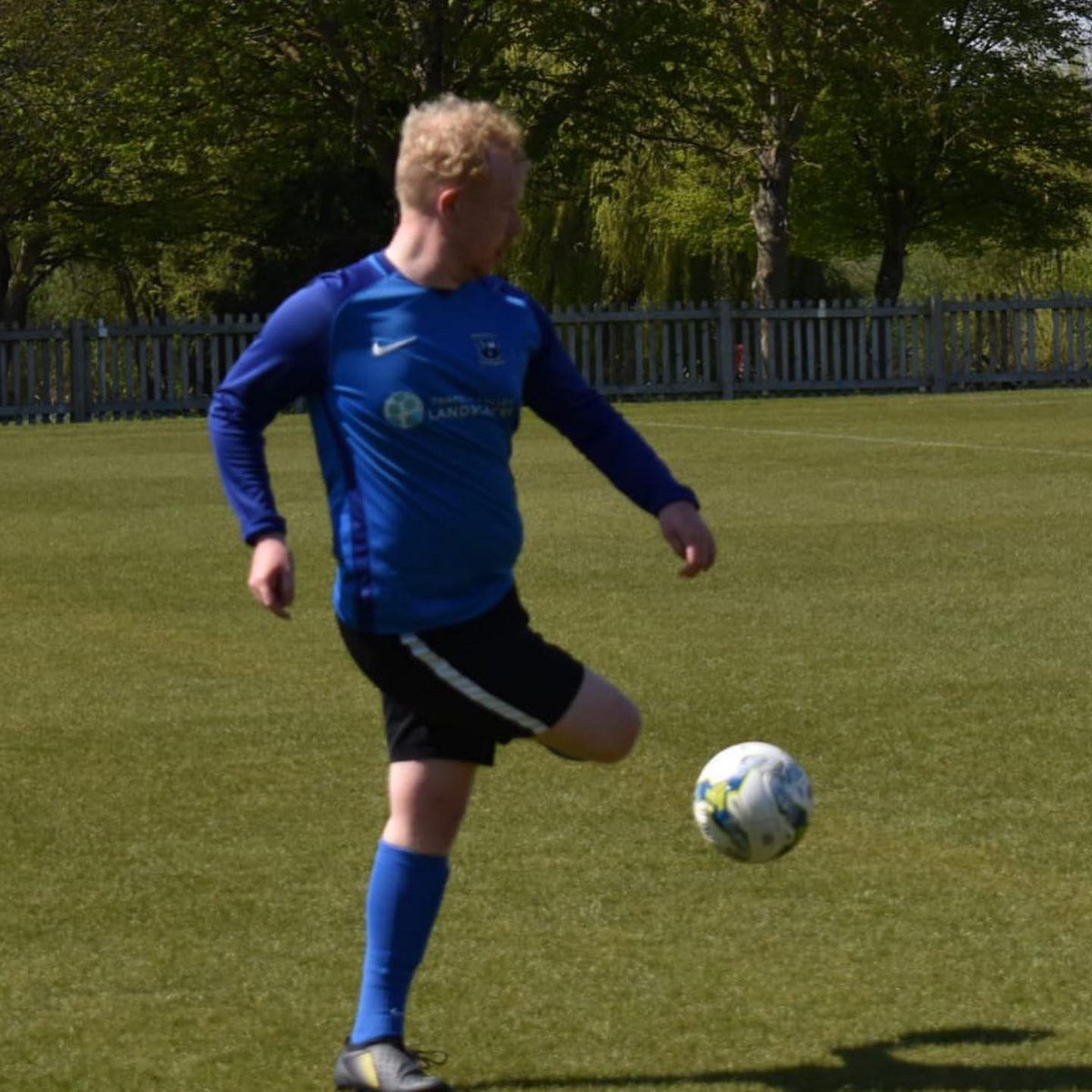 #MTFC seek new sponsors to help us buy new (needed) kit, a bag of balls for the young’uns and to help take us to the next level.

Local business with community targets?

Need start up exposure?

Want to be involved in a club who’ve raised £45k for charity?

Just rich?

Please DM