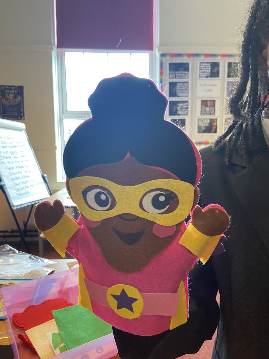 RaynahThCHS tweet media