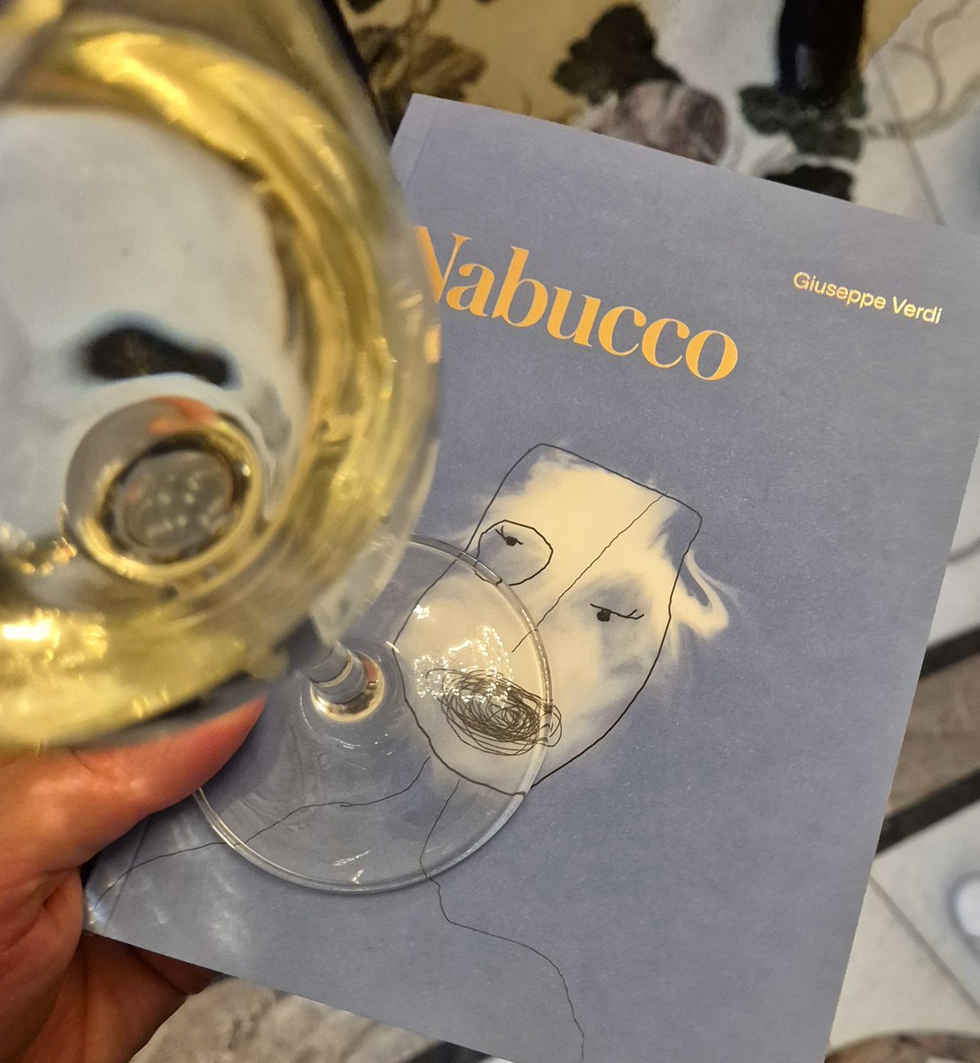 Opernjunkie's tweet photo. Hach...Frau N. ist schon ziemlich gut! #InterOpernWein https://t.co/FzAfFqKBqT