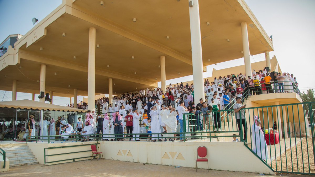 جمهور ميدان القصيم الرقم الأصعب في السعودية . 

جمهور عاشق ومحب لهذه الرياضة 🏇🏿