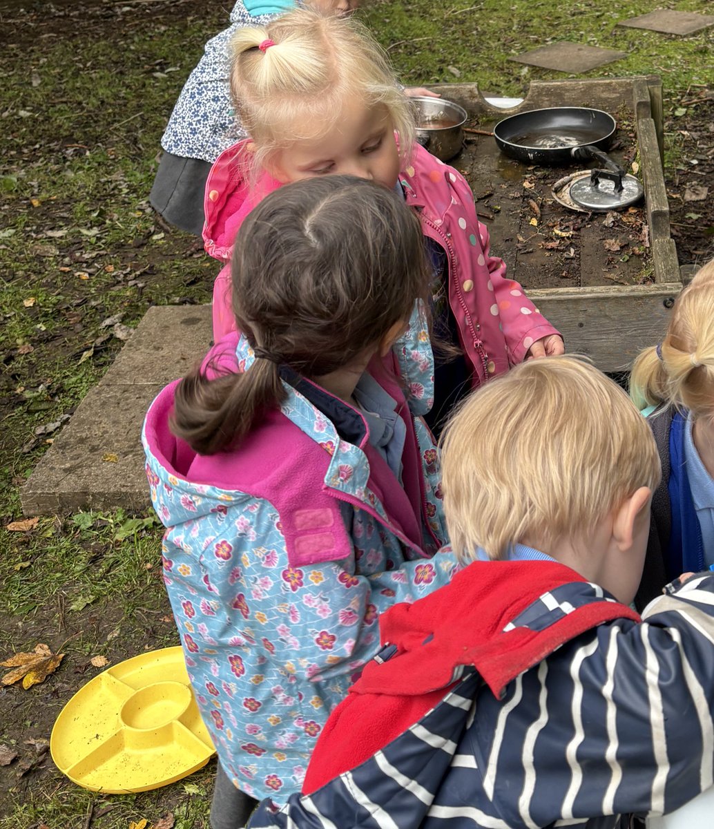 Llanfoist Fawr Primary School (@llanfoistpri) on Twitter photo A fun afternoon in Forest School. We practised our counting by collecting 1 leaf, 2 twigs (branches in some cases 😬) and 3 different coloured leaves. After all that hard work it was time for some outdoor cooking! <a href="/_OLW_/">DysguAwyrAgoredCymru/OutdoorLearningWales</a> A fun afternoon in Forest School. We practised our counting by collecting 1 leaf, 2 twigs (branches in some cases 😬) and 3 different coloured leaves. After all that hard work it was time for some outdoor cooking! <a href="/_OLW_/">DysguAwyrAgoredCymru/OutdoorLearningWales</a>