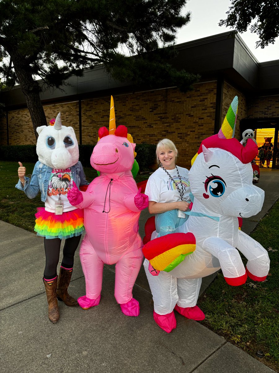 Our LWE fundraiser is off to a great start!! We have raised $6k and that means our teachers had to dress in costume for arrival and dismissal!! We loved seeing the smiles all day! 🦄🐺🐍🦅🦖🐼 <a href="/hebisd/">HEB ISD</a>