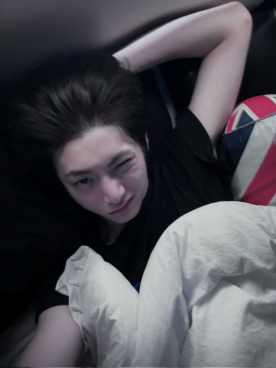 어제 자다 깼을 때~