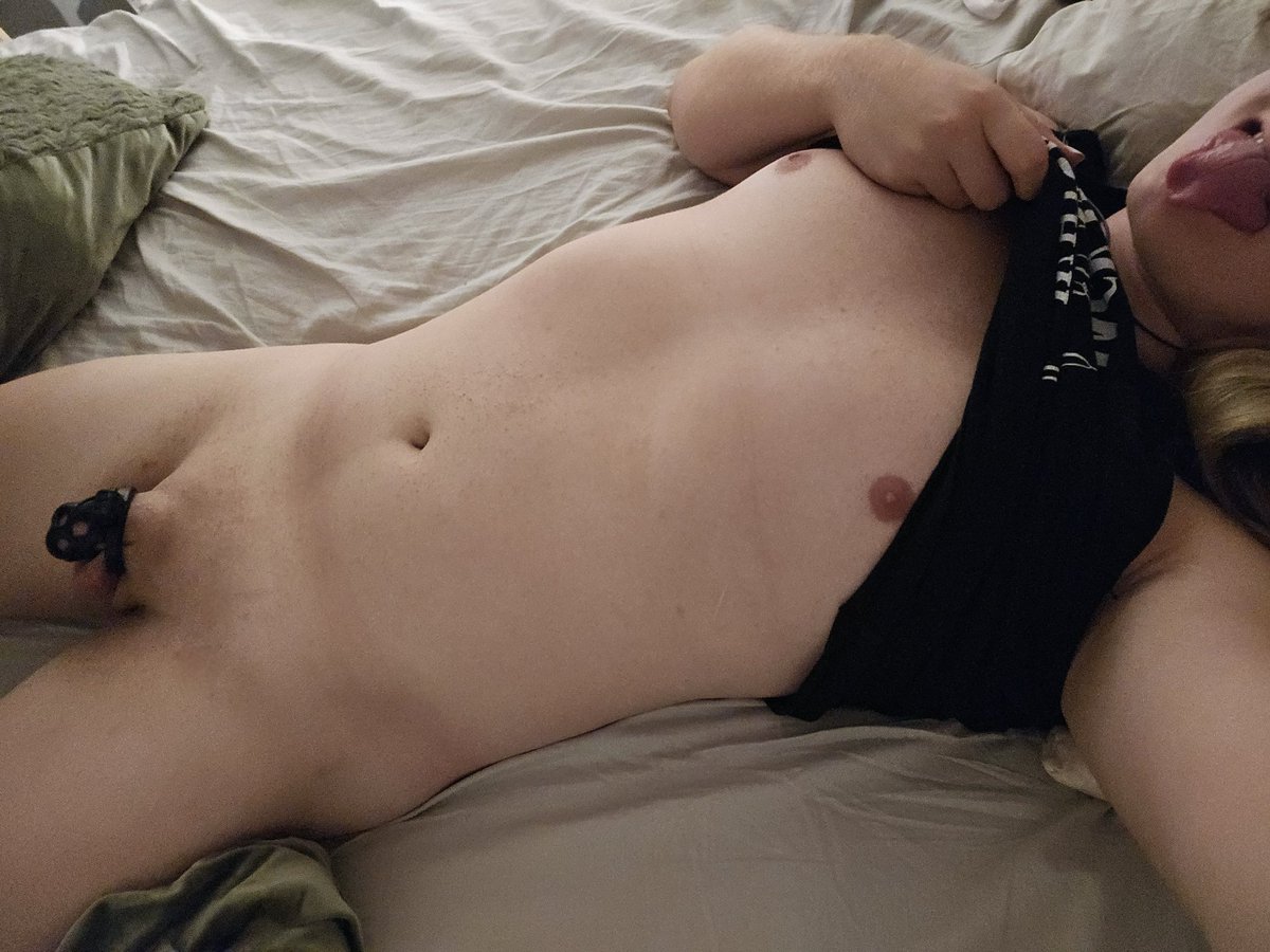 PupHunterXP's tweet photo. Locktober Day 2; I can do this. I'm probably gonna need some dick again soonish tho hehe https://t.co/CaIEOozo3I