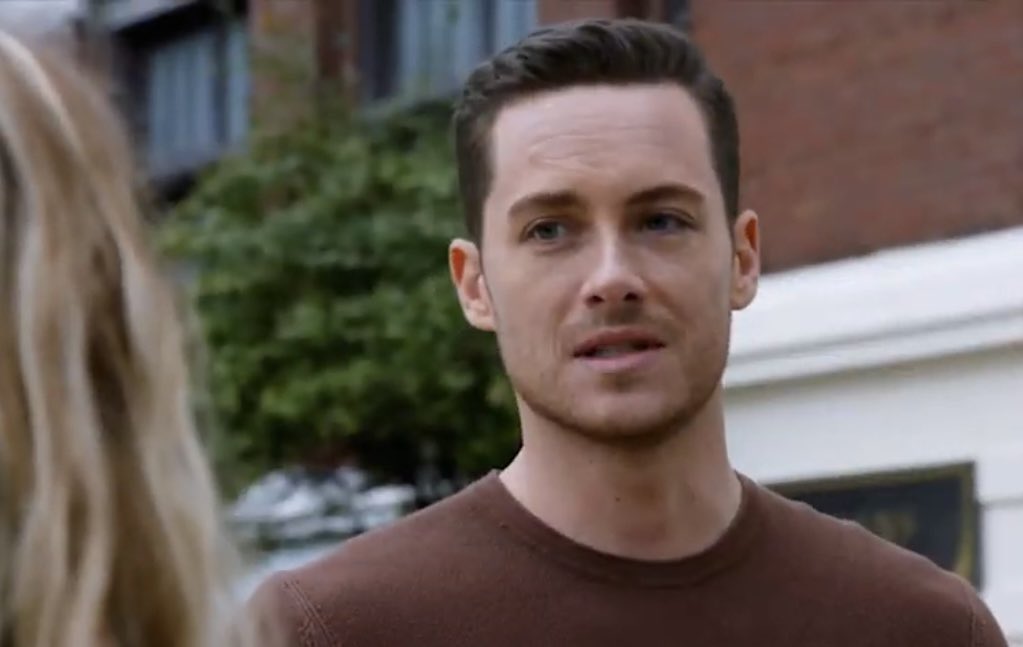 Arusess's tweet photo. I miss them but this week I'm #MissingJayHalstead more cause we're near the anniversary of 10x03
#UpsteadForever #JusticeForUpstead #JusticeForJayHalstead #TheRealJayHalstead #JayHalsteadDeservesBetter #UpsteadEndgame #WeLoveYouJesse #WeLoveYouTracy #Upstead #NotATraumaResponse https://t.co/bmgSQo27Z2