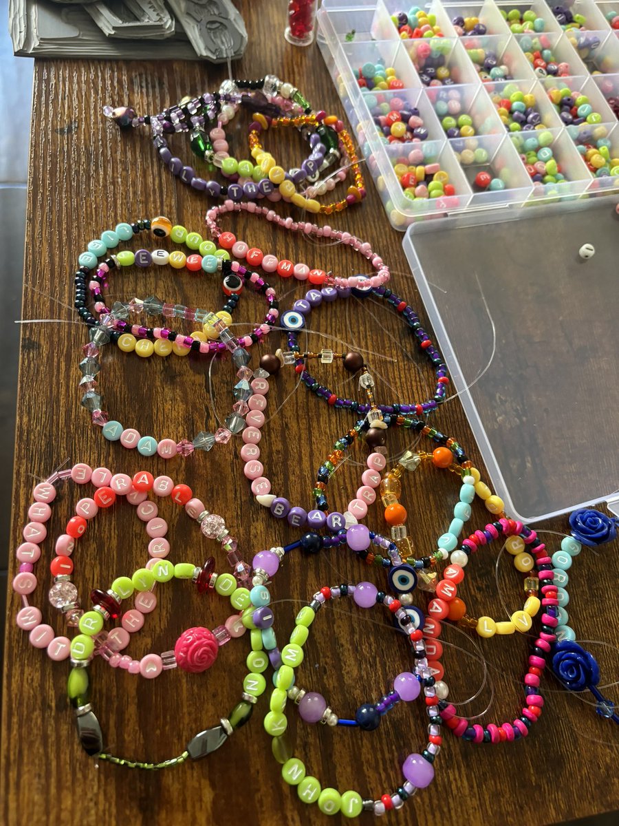 audreyvha's tweet photo. crafting some friendship bracelets for the 20th anniversary screening of Saw 2004 (WITH Q&amp;A!!!!!) at @BeyondFest this Friday!!
🩸🐷 https://t.co/Xq6Tun5NVy