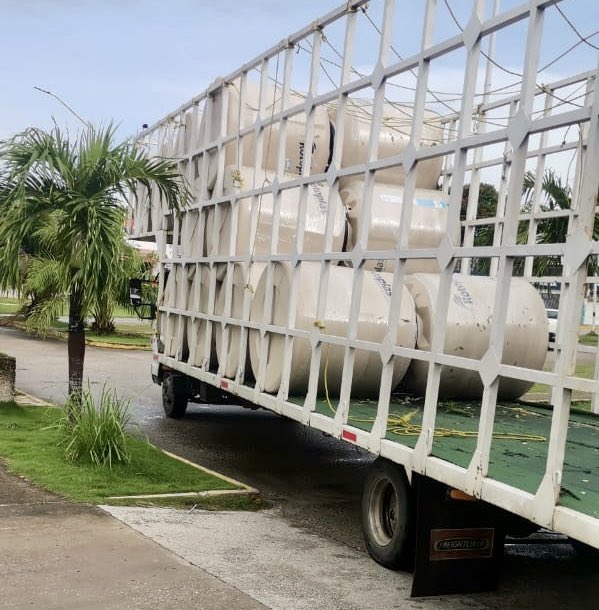 GOBIERNO DE MACUSPANA ENTREGA PAQUETES DE TINACOS DEL “PROGRAMA DE APOYO A LA VIVIENDA 2024”.

*Adquiridos a bajo costo por los solicitantes, por gestiones del gobierno municipal que preside la alcaldesa Reyna Natividad Jiménez Reyes.