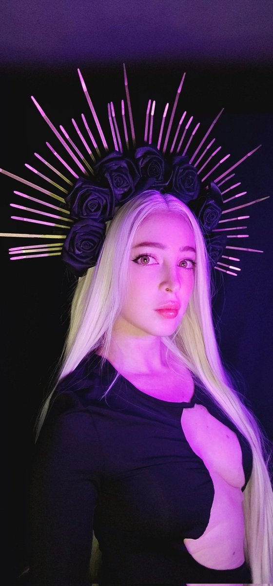 Lymalimoon's tweet photo. Fotito de una Lyma Victoriosa edición Halloween 🐈‍⬛✨
Casi no estoy por aquí pero aprovecho por qué ví un accidente en la ruta hacia mi casa y aquí estoy de chismosa 😅
#photograghy #costume #halloween #beauty https://t.co/f4jIT3SLV1