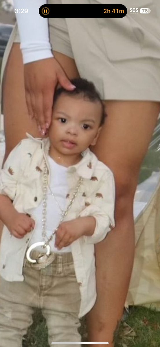 Ngl he a cutie in these pictures 😭😭💙 glad to see him looking like something for the first time ever !