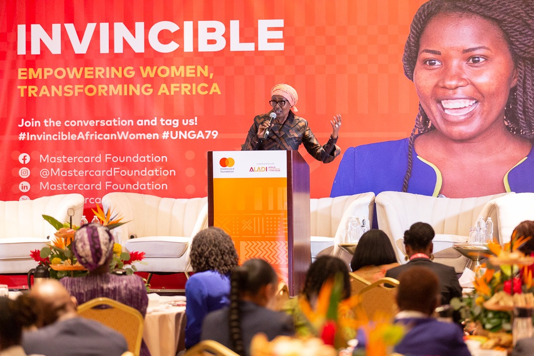 Winnie_Byanyima's tweet photo. Girls’ education is not a cost, it’s an investment with astonishing returns. Enabling girls to finish secondary education reduces child marriage, early pregnancy, violence &amp; risk of HIV infection—whilst increasing economic growth &amp; social development.
https://t.co/Yn30fgee7L https://t.co/LgnFPl4jrb