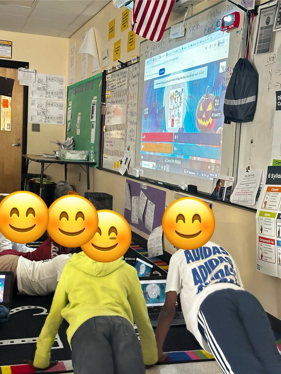 Shields75444's tweet photo. Being intentional is a choice we can all make. As a team teacher, I love giving my students the chance to use brain breaks to review topics from their other class. If there’s a will, there’s a way—so why not let them choose beneficial activities?#ELATeacher #TeamTeach #Breaks https://t.co/rN9EecIqZe