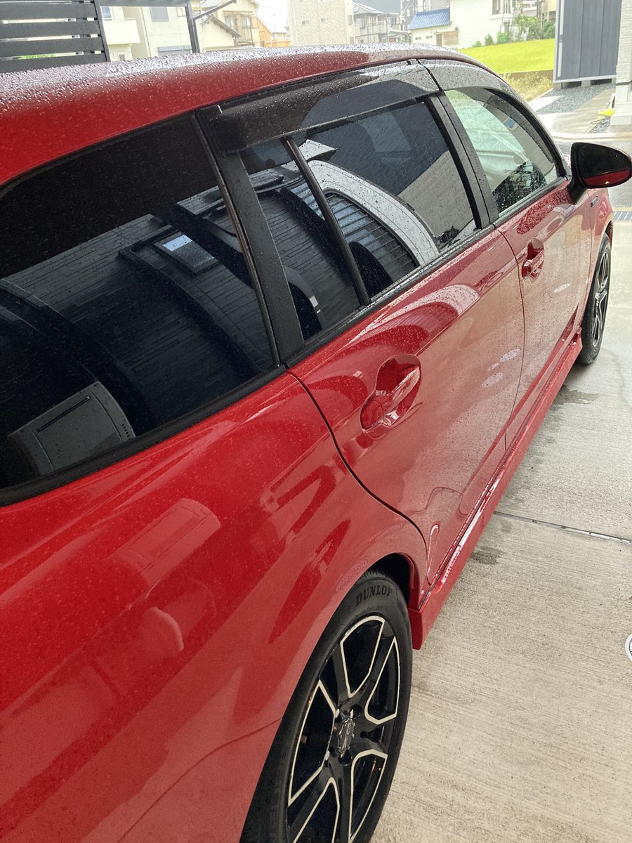 jeross_Chamile's tweet image. 雨の日=洗車の日☔

雨の日に洗車機突っ込みに行くと変な目で見られるけれども…😑

#洗車