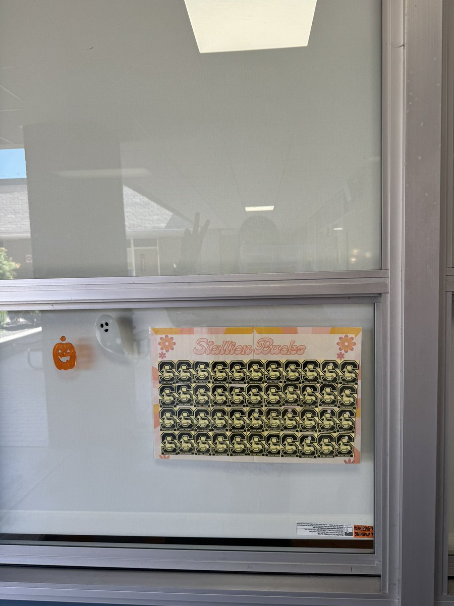 teachwithreyna's tweet photo. My students earned the most Stallion tickets in 3rd grade for the 1st 9 weeks &amp; won popsicles!! Thank you so much Ms. Gates! 🍦✨ @StehlikES_AISD https://t.co/J7G4UAPwbc