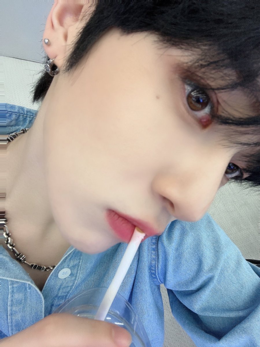 sdpsnoona's tweet photo. 🐶🐶 멍멍이쭌 #이준혁 #LEEJUNHYUK #ジュンヒョク #STARLIGHTBOYS #스타라이트보이즈 https://t.co/8Di1UsDmEB