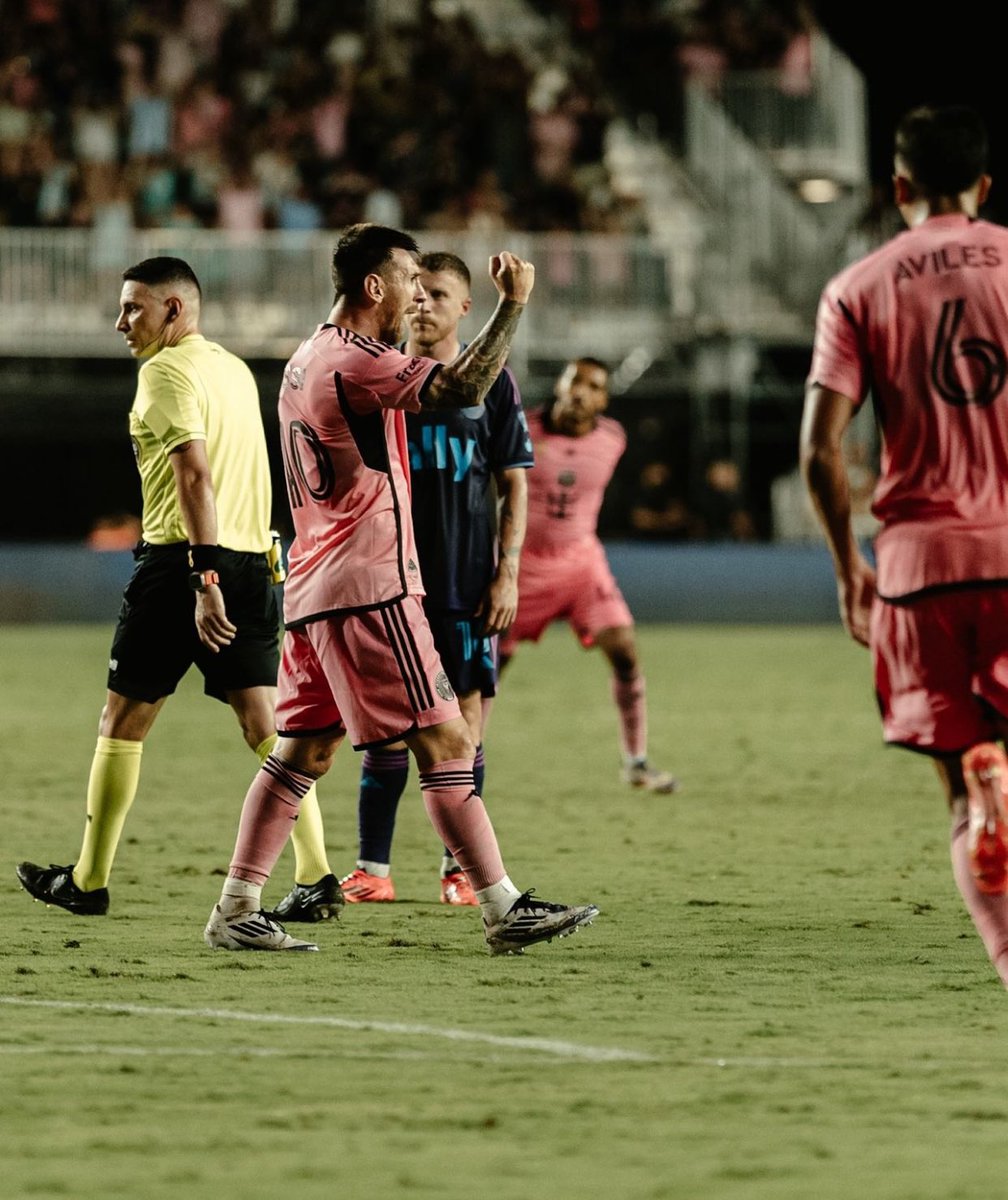 Messi World tweet media