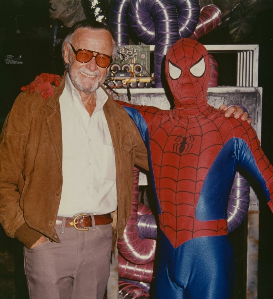 "I never thought that Spider-Man would become the worldwide icon that he is... I just hoped the books would sell and I'd keep my job!" -Stan Lee

#stanlee #stanleepresents #stanleeuniverse #kartoonstudios #toon #spiderman