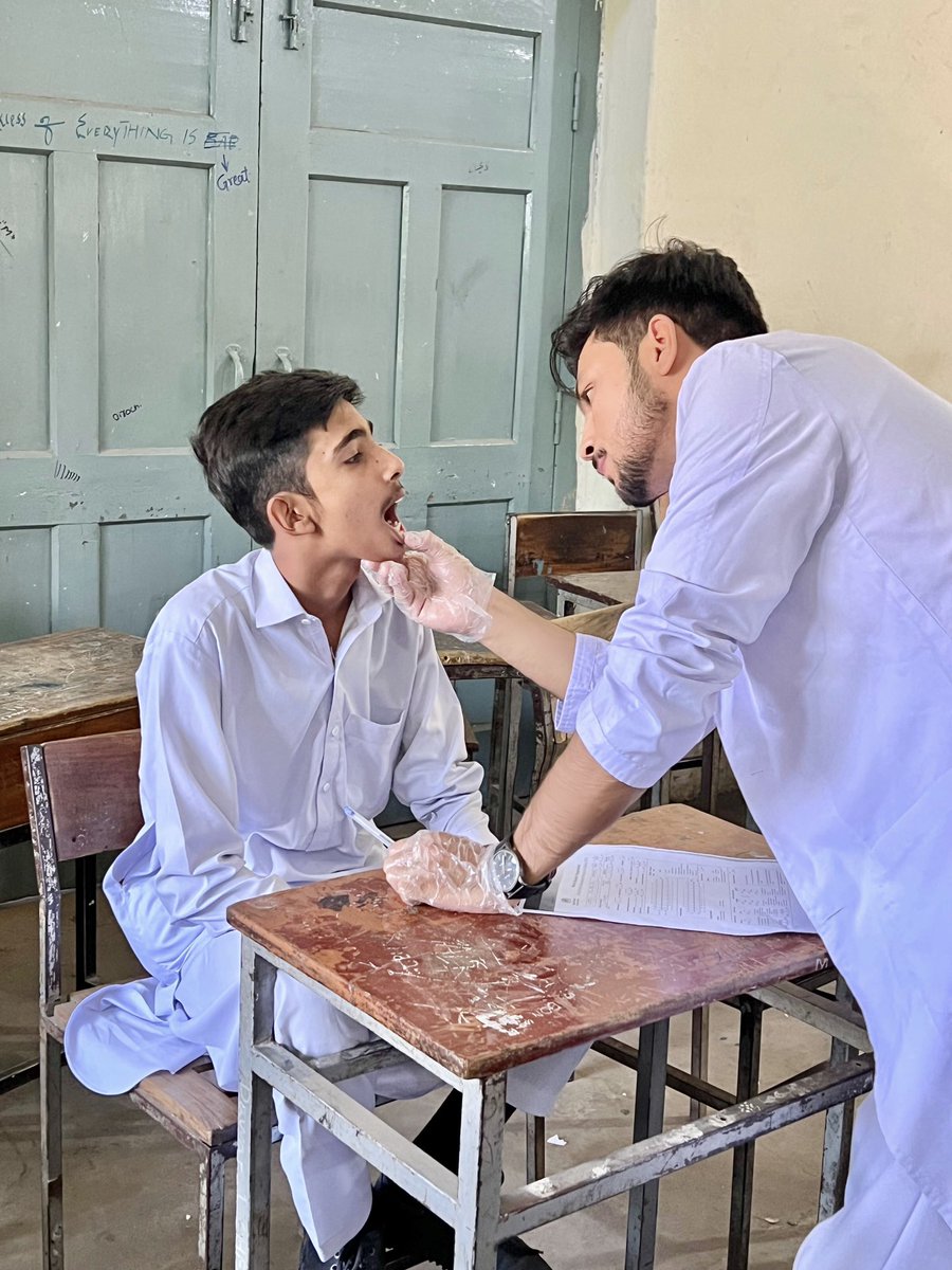 _itzsafi77's tweet photo. "Today, we visited Islamia Collegiate School for a dental check-up with the children! Alongside their check-ups, we shared valuable tips on oral hygiene and the importance of daily brushing. To top it off, each child received a toothbrush and toothpaste as gift.
#dentalcheckup https://t.co/hNPm72ydsB