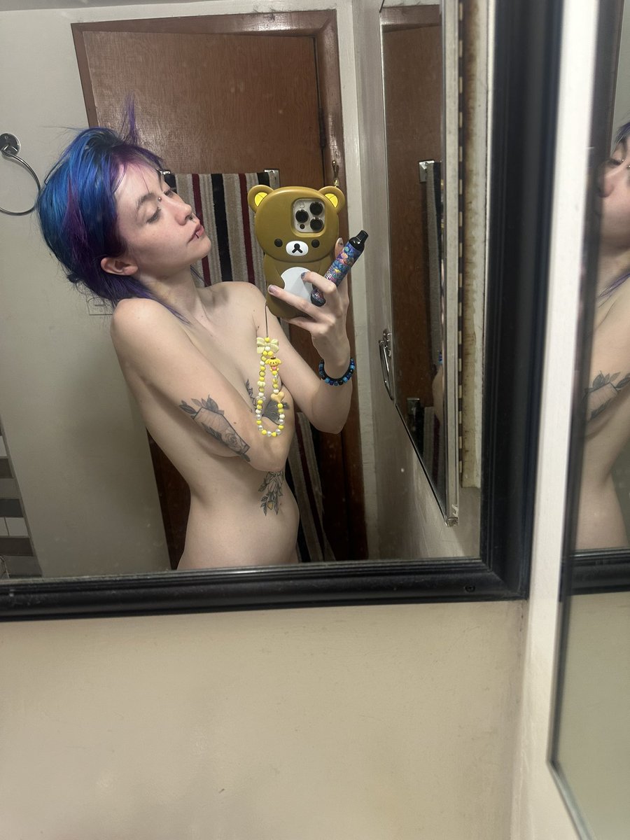 cunt commander / kait tweet media