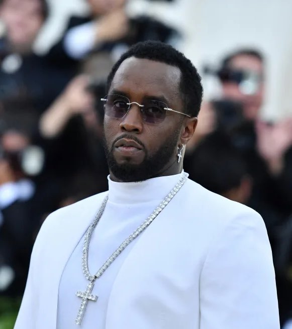 rarebird_arewa's tweet photo. A woman claiming to have attended Diddy's parties says P Diddy is innocent &amp; defended him in a 5 part video.

 She argues that the alleged victims who have accused him of sexual abuse are simply looking for a paycheck and enjoyed themselves at the "freak off" parties. https://t.co/RgkqZ7gnBI