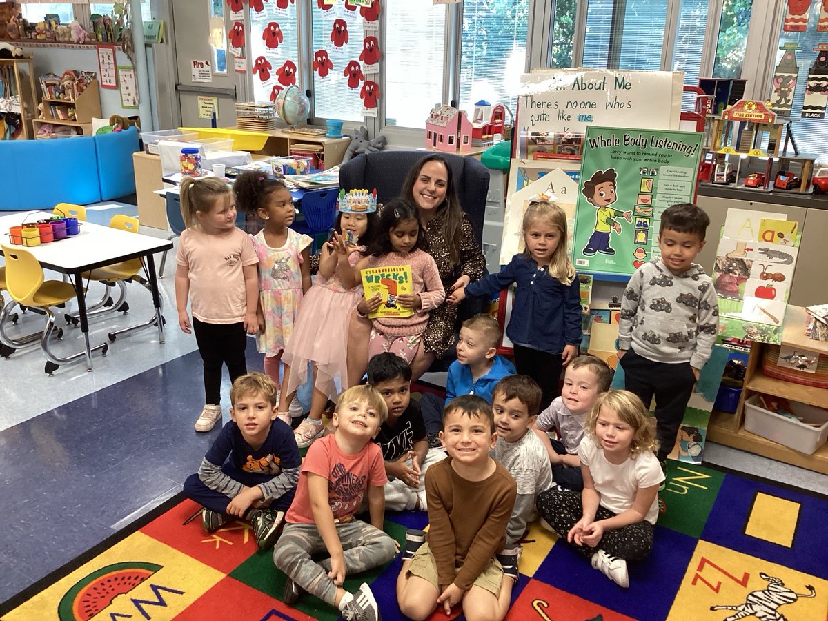 Thank you Mrs. Fahey for coming to our class and reading Tyrannosaurus Wrecks!🦖🦕 📖 We loved the story and we loved spending time with you!❤️⁦Come back soon to read to us again!🤗<a href="/MeadowDriveElem/">Meadow Drive School</a>⁩ #Mineolaproud #dinosrule