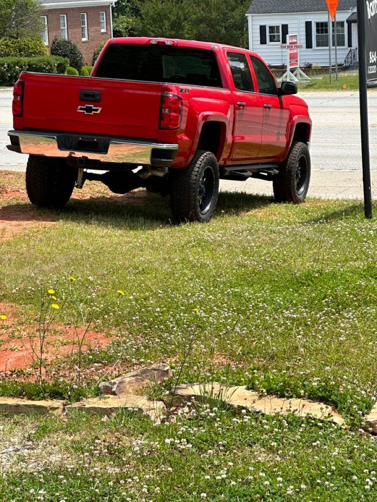 RENTAL ALERT! 🚚 My [truck model] available for rent! Daily/Weekly/Monthly rates. DM me for details! #TruckRental #VehicleRental"