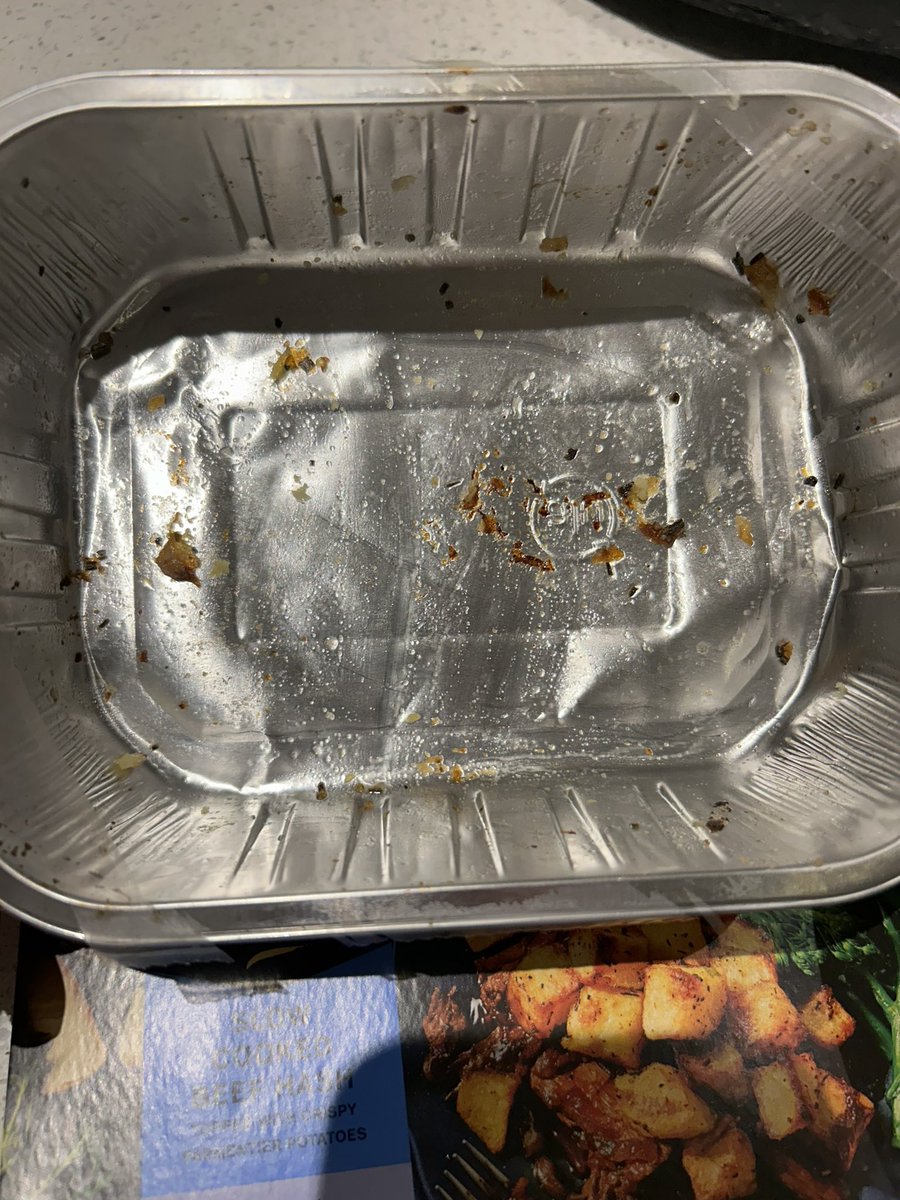 swma's tweet photo. @sainsburys just taken my meal
out of the oven and very disappointed. Can you see what might be missing? https://t.co/6aU3JpJlcr