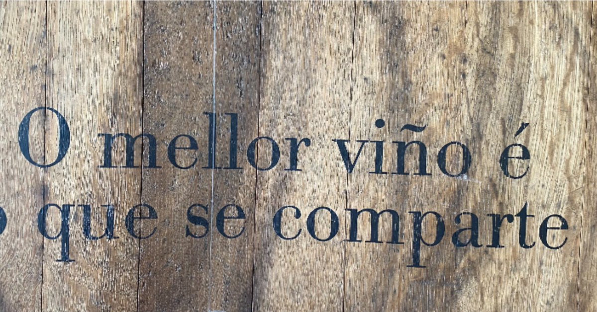 Ostegunero. Aspalditik, betirako.  <a href="/costeira_es/">Viña Costeira</a>