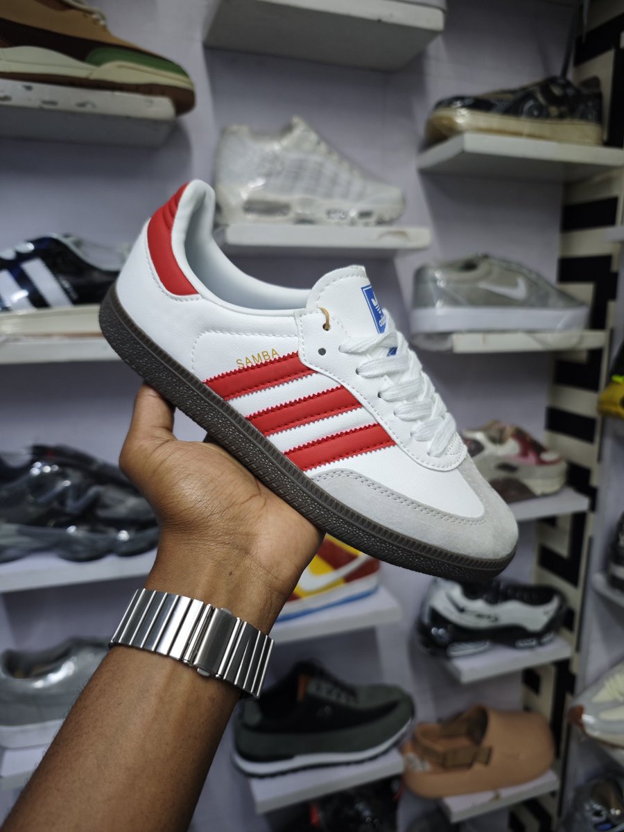 ☎️:Call or WhatsApp 0798953779
PRICE 💰:3500
SIZES:36_37_38_39_40_41_ 42 _43_44_45
📌 LOCATION :Nairobi,Magic business centre along Ronald Ngala st.
🏍️📦: Same day DELIVERY and PARCELING done in 24 HOURS COUNTRY WIDE.