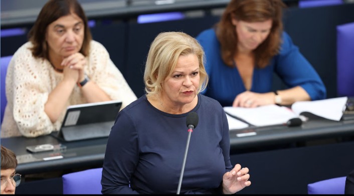 NewsAlgebraIND's tweet image. BIG NEWS 🚨 Germany to deport thousands of Turkish citizens.

Germany FINALLY wakes up !! 

13,500 Turkish citizens will be deported from Germany to Turkey, according to a news report.

They were seeking refuge in Germany while many of them were involved in criminal activities.…