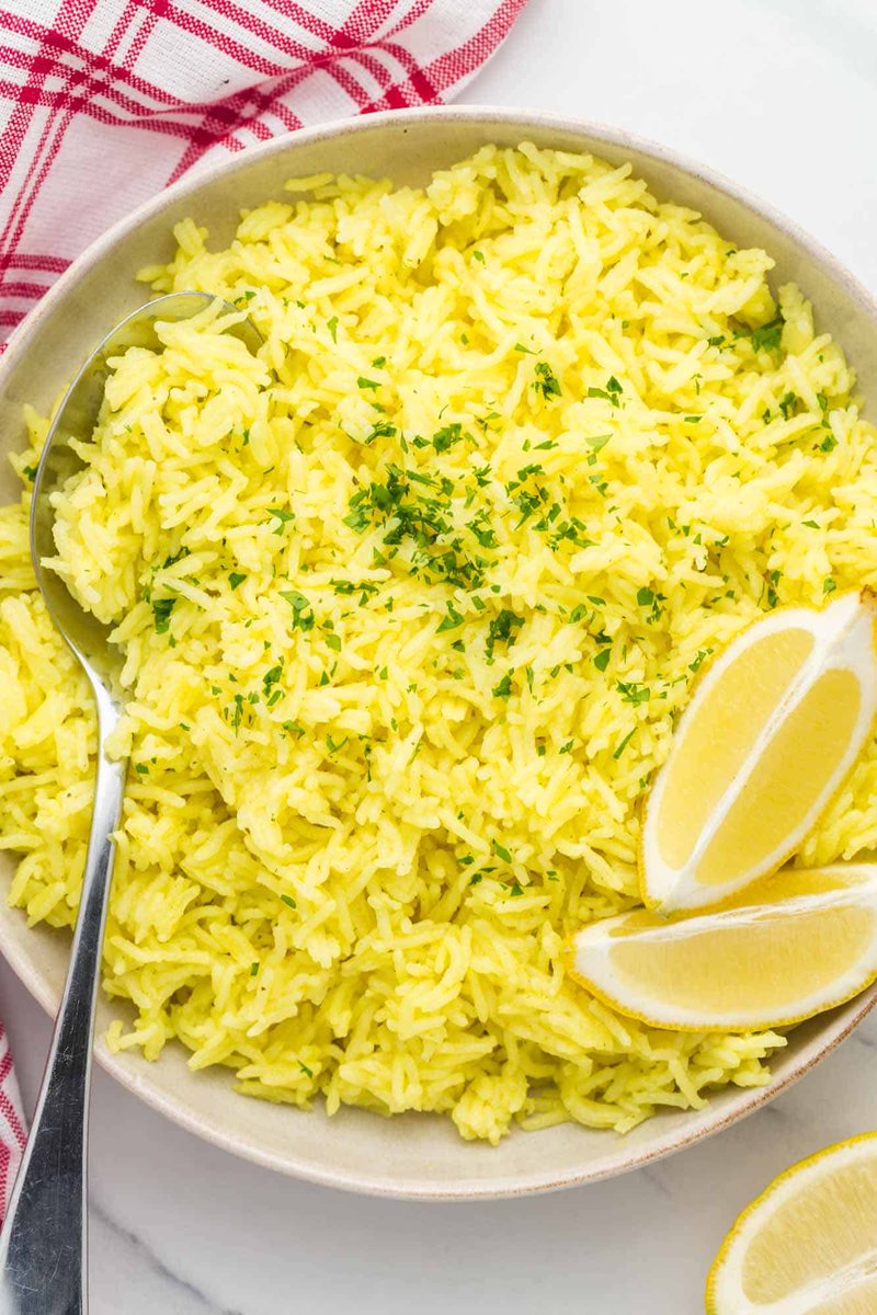 IndianRecipe101's tweet photo. Lemon Rice:
Step 1: Cook rice and set aside.
Step 2: Sauté mustard seeds, peanuts & curry leaves.
Step 3: Stir in lemon juice & cooked rice.
#SimpleLunch #IndianRecipe101 https://t.co/dmCukSlcq5