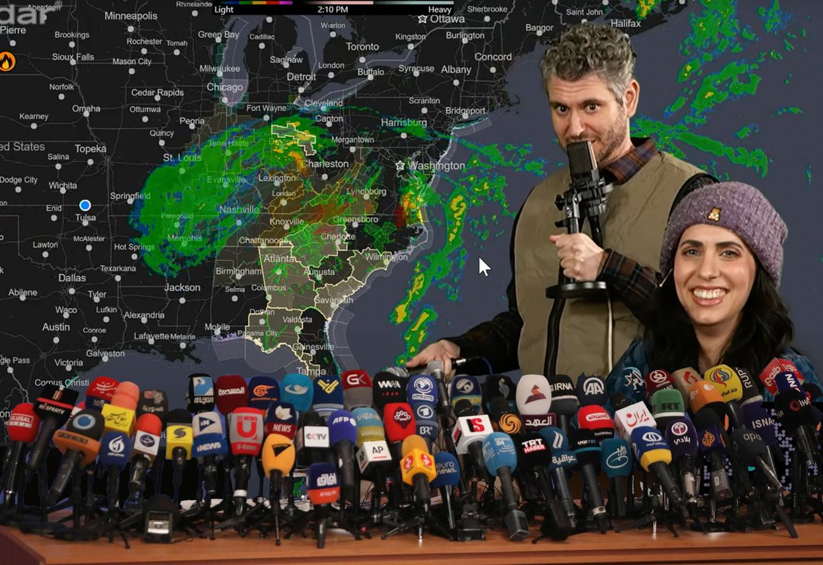 theh3podcast's tweet image. 📢The H3 Show Is Now Going Liveeee!!

🗒️Today's Topics:
- Ethan Goes Back To The Metaverse!
- Selena Gomez Cheating Accusations
- Lana Del Rey's Bizarre Marriage
- Goofs &amp;amp; Gafs

Watch here... youtube.com/live/KaK4EsM0N…