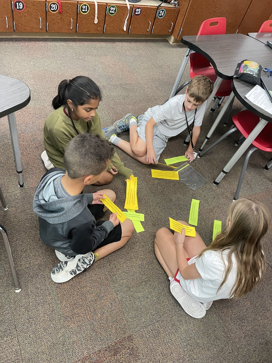 randinanderson's tweet photo. Matching our Assertions with supporting proof or evidence. #readingisthinking #HMEproud https://t.co/vdU96dewpm