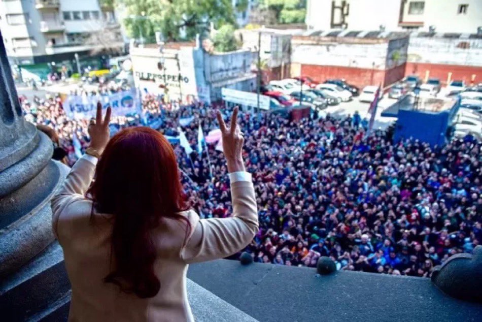 TE HICIERON CREER QUE ERA UNA MARCHA APOLÍTICA Y RESULTÓ SER #LaMarchaDeCFK