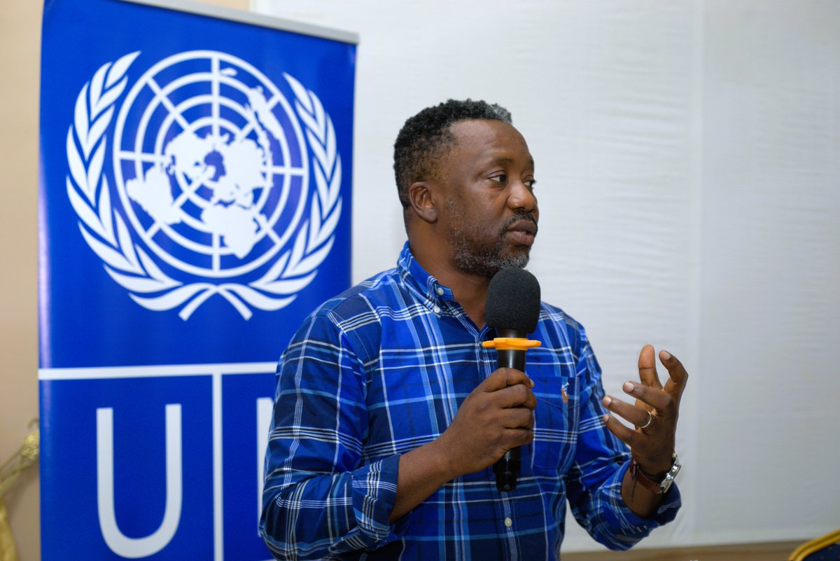 UNDPSierraLeone's tweet photo. Our #ResRep @FredAmpiah has called on MDAs at a UNDP-hosted retreat to craft a transformative strategy for people-centered sustainable development  in 🇸🇱. 

The retreat will propose bold initiatives to support the government achieve its national priorities over the next 6 years . https://t.co/kGjt8tJCLK