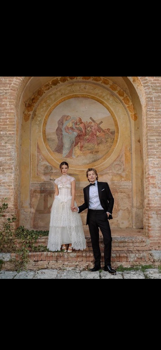 Millie Bobby Brown wore #Valentino vintage fall 1993 for her wedding day!!  #milliebobbybrown #MillieBobbyBrown #StrangerThings