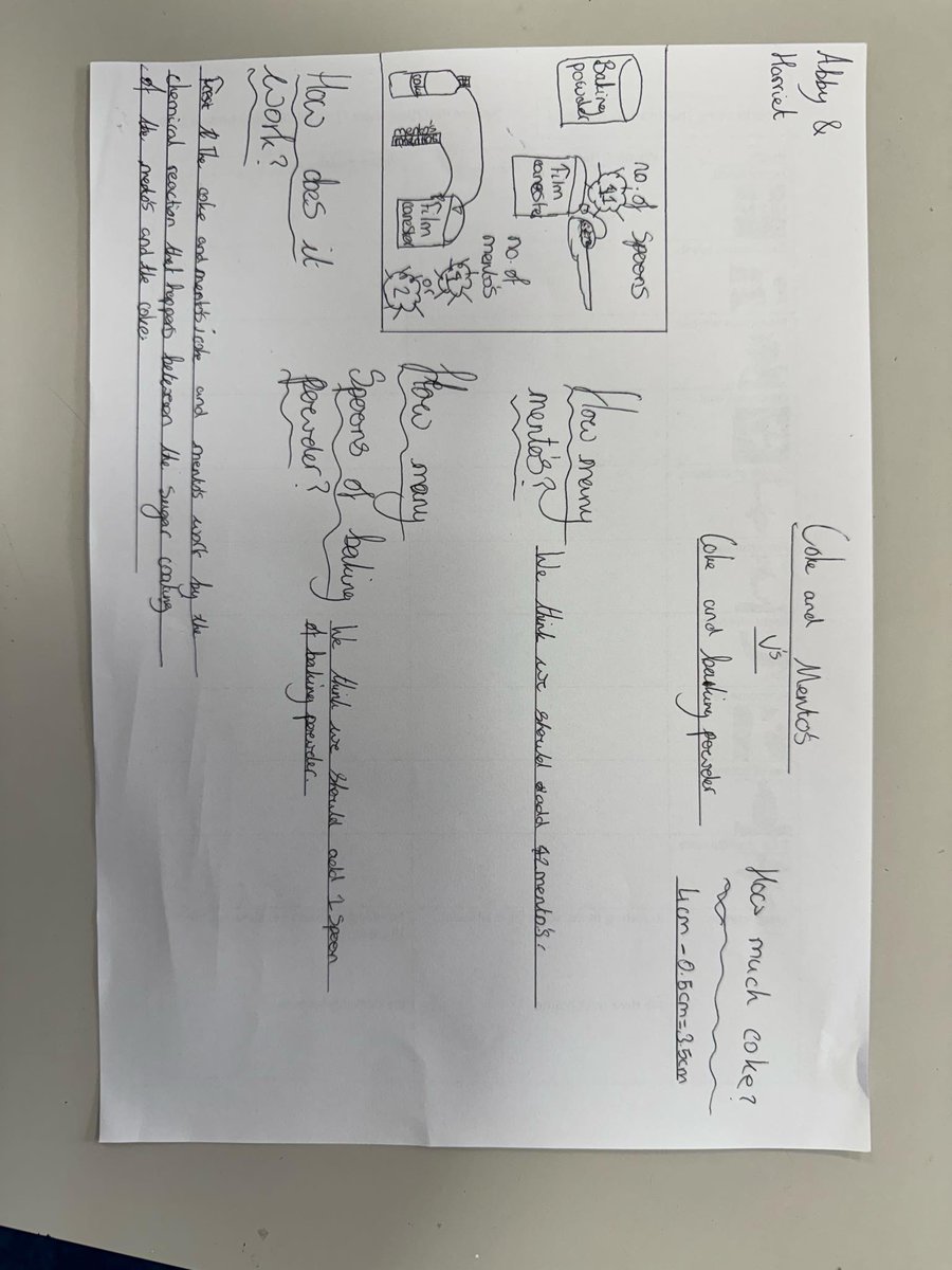 SuperScientist2's tweet image. More photos from coke and mentos experiments today at Brooke Hill Academy 💥🧨 #primaryscience #makingsciencefun
