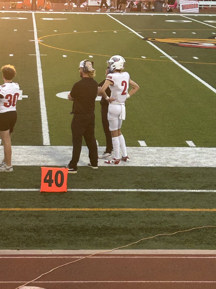 CoachJ0N3S's tweet photo. Blessed to have started my coaching career at LCCS working with the QBs. May God lead me in the right direction and work through me to lead these Kids!! Go Eagles!