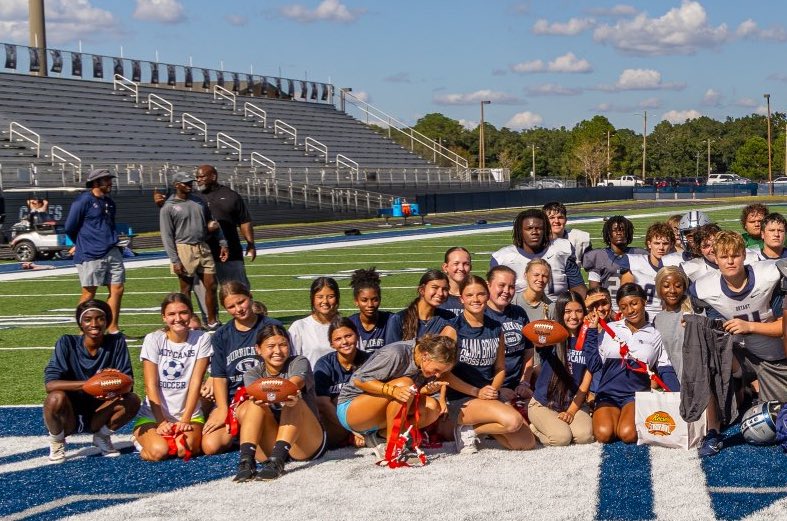 JimNagyOU's tweet photo. Wanted to shine spotlight on young ladies from Alma Bryant HS girls flag football team. Our first-ever flag equipment drop with belts, flags, &amp; balls used in our @seniorbowl youth flag league. Alabama started girl's varsity in 2021 and it's taking off! Love to see our sport grow! https://t.co/VnJUE6xhrX