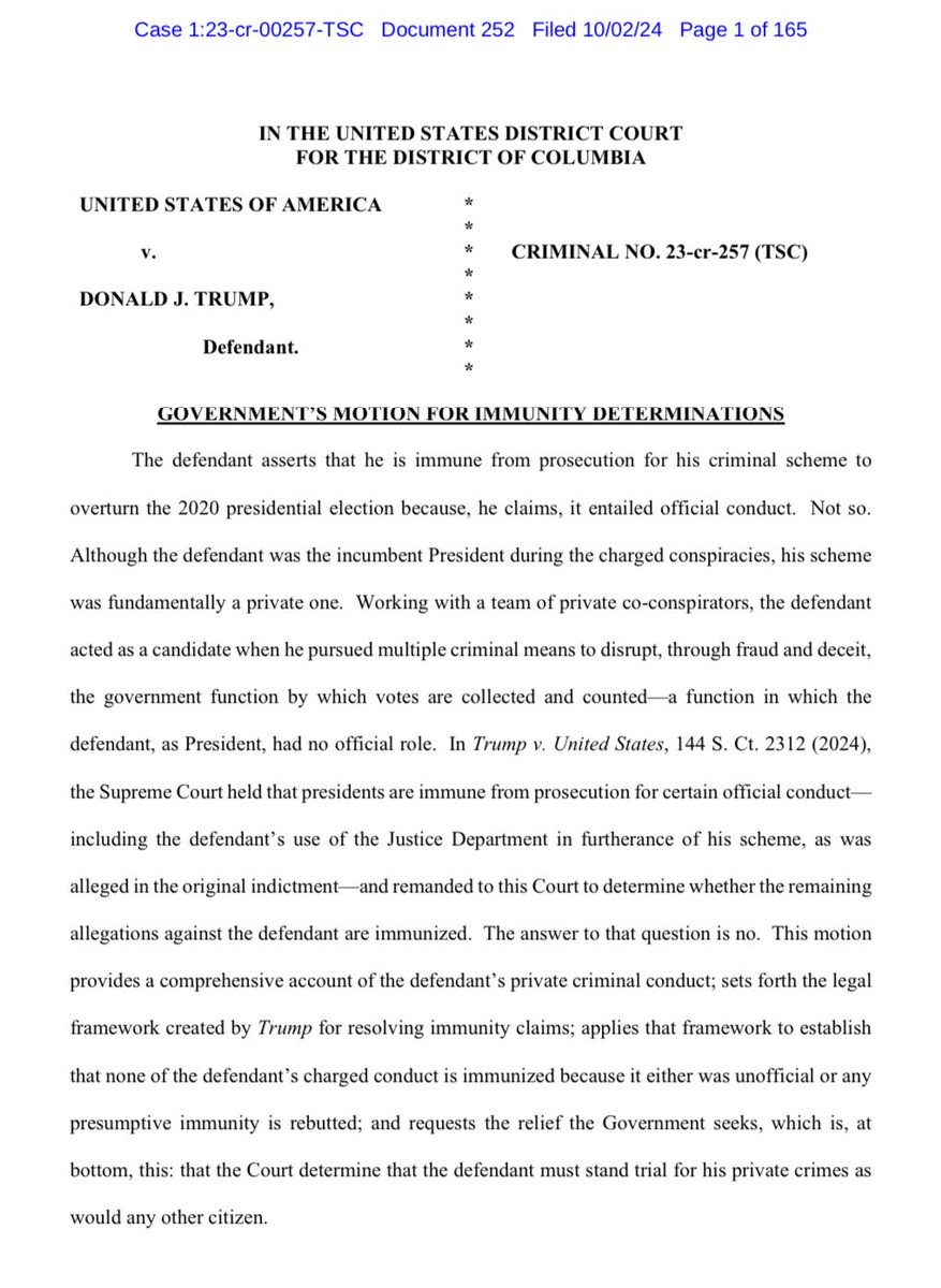 Judge Chutkan just made public Jack Smith's 165-page motion describing Donald Trump's democracy-busting January 6 crimes. Time to dig in, absorb, and let it fuel our determination to get to the polls &amp; help save American democracy. And if your state has early voting ... #VoteNow!