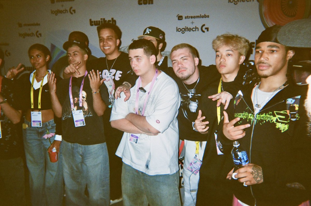 LacyHimself's tweet photo. https://t.co/4vFNxt5bmb