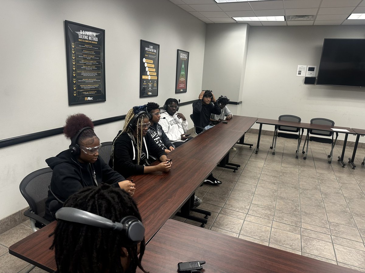 Harold White tweet media