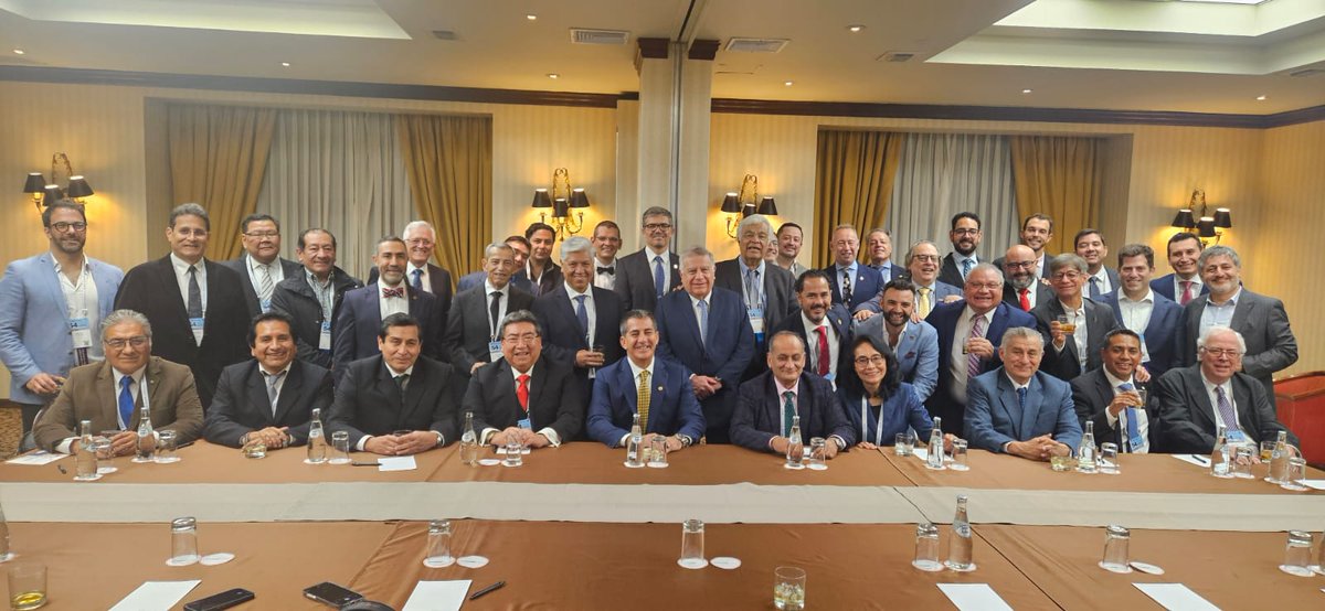 Acta Ortopédica Mexicana (AOM) tweet media