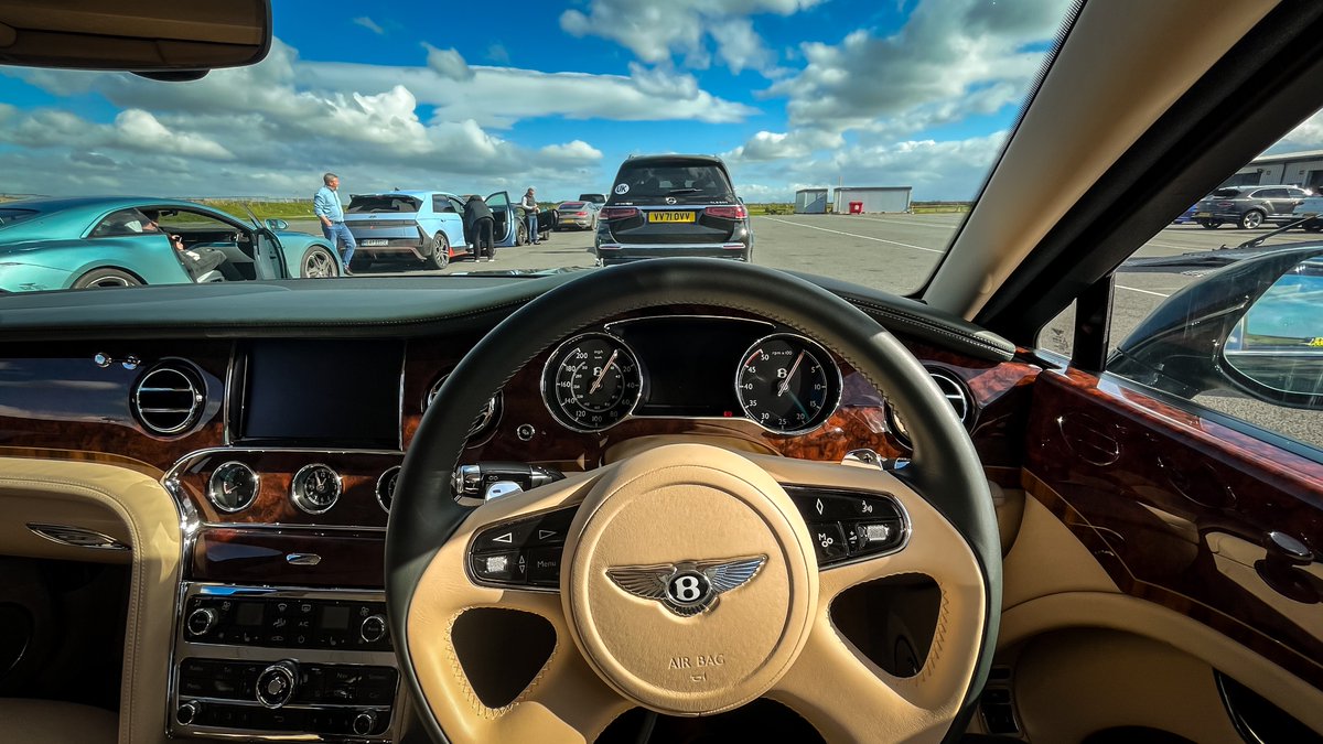 Today’s offices: Continental GT3, Pikes Peak Bentayga and GT,  Blower, Speed Six and Her late Majesty’s Mulsanne EWB. All as special as each other, just in different ways.