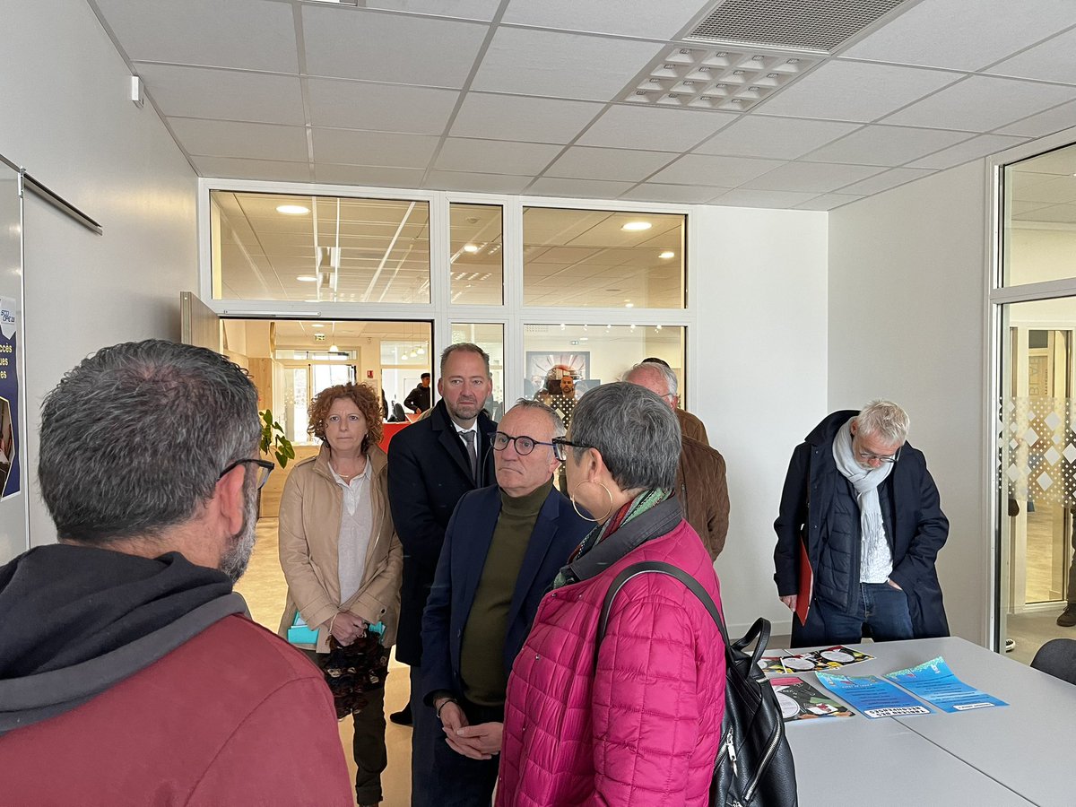 Ibrahim Chenouf (@ibrahimchenouf) on Twitter photo 🥳Un plaisir d’être présent aujourd’hui à l’inauguration du Pavillon, le nouvel espace associatif du Chemin Vert à <a href="/MairiedeSaumur/">Ville de Saumur</a>
Un lieu magnifique au service des belles assos comme la Scoope ou l’Elan saumurois, intégré dans un quartier en pleine transformation 🌱 🥳Un plaisir d’être présent aujourd’hui à l’inauguration du Pavillon, le nouvel espace associatif du Chemin Vert à <a href="/MairiedeSaumur/">Ville de Saumur</a>
Un lieu magnifique au service des belles assos comme la Scoope ou l’Elan saumurois, intégré dans un quartier en pleine transformation 🌱