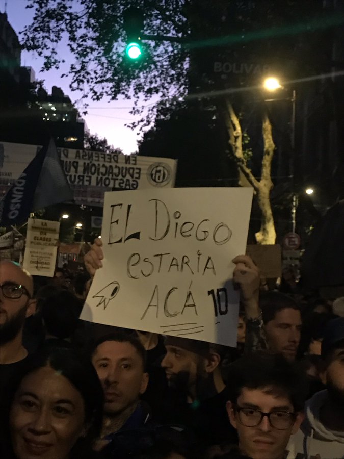 "EL DIEGO ESTARÍA ACÁ".