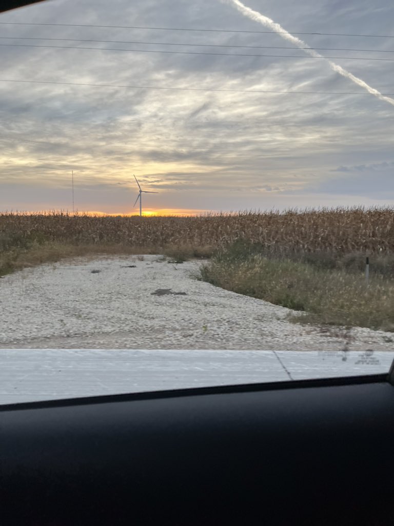 GretchInThe205's tweet photo. Minnesota is so lovely! https://t.co/EtSR12PkJ9